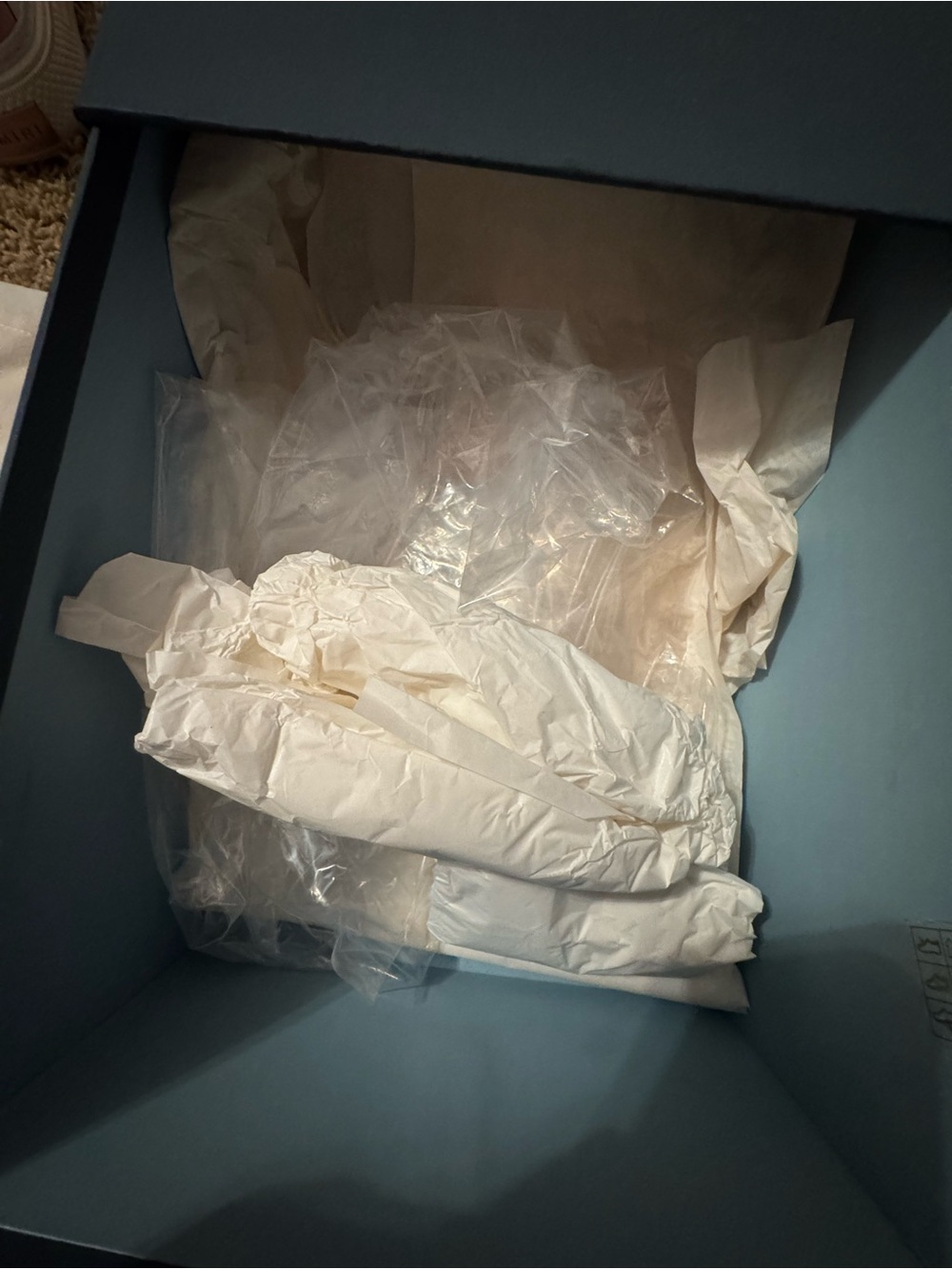 AMIRI Pink and White Star-Embellished Low Top Sneakers - Picture 11 of 11